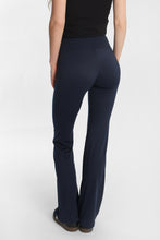Super Soft Fleeceback Flare Leggings thumbnail 20