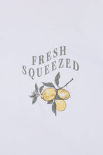 T-shirt coupe garçonne imprime? graphique Fresh Squeezed Lemons thumbnail 2