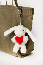 Porte-clés pelucheux à thème Saint. Valentin thumbnail 3