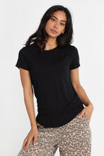 Short Sleeve Crew Neck Relaxed Tee thumbnail 6