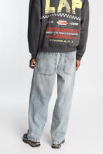 Skater Jeans thumbnail 3