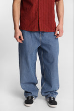Skater Jeans thumbnail 2