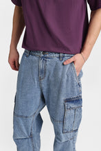 Cargo Jeans thumbnail 2