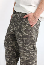 Camouflage Baggy Skater Cargo Twill Pants thumbnail 17