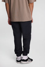 Zip-Pockets Traveler Jogger thumbnail 19