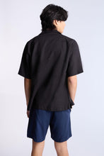 Chemise boutonnée à manches courtes en lin mélangé thumbnail 16