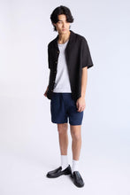 Chemise boutonnée à manches courtes en lin mélangé thumbnail 17