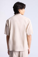 Chemise boutonnée à manches courtes en lin mélangé thumbnail 7