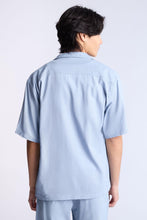 Chemise boutonnée à manches courtes en lin mélangé thumbnail 11