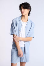 Chemise boutonnée à manches courtes en lin mélangé thumbnail 9