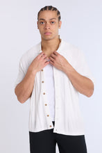 Chemise en tricot texturé manches courtes boutonnée thumbnail 1