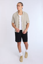 Chemise en tricot texturé manches courtes boutonnée thumbnail 9