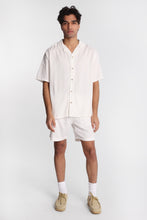 Chemise boutonnée à manches courtes en lin mélangé thumbnail 9