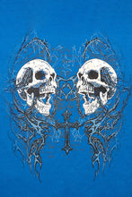 T-shirt à graphique imprimé crânes enchaînés et croix Arsenic thumbnail 2