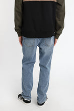 Liam Straight Jeans thumbnail 3