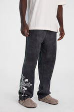 Arsenic Cross Graphic Washed Baggy Sweatpants thumbnail 5