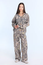 Graphic V-Neck Sweatshirt thumbnail 27