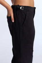Low Rise Twill Cargo Baggy Pants thumbnail 7