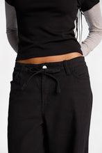Low Rise Ultra-Wide Leg Pants thumbnail 3