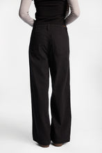Low Rise Ultra-Wide Leg Pants thumbnail 4