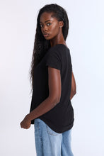 Short Sleeve V-Neck Relaxed Tee thumbnail 8