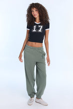 T-shirt court col en V à manches courtes thumbnail 5
