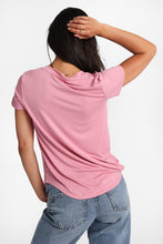 T-shirt décontracté à col ras du cou manches courtes thumbnail 15