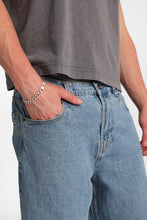 Skater Jeans thumbnail 2