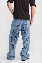 Wings Print Ultra-Baggy Jeans thumbnail 3