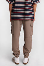 Traveler Jogger thumbnail 18