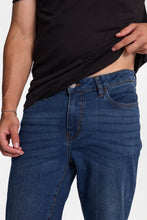 Zane Slim Jeans thumbnail 2