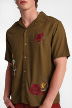 Floral Embroidered Short Sleeve Button-Up Shirt thumbnail 2