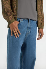 AERO Baggy Skater Jeans thumbnail 2