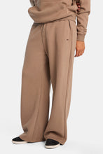 AERO Super-Baggy Sweatpants thumbnail 1