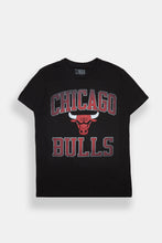 Chicago Bulls Distressed Logo Graphic Tee thumbnail 1