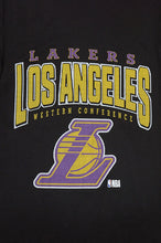 T-shirt classique graphique à logo en maille Los Angeles Lakers thumbnail 2