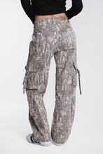 AERO Super High Rise Baggy Cargo Twill Pants thumbnail 14