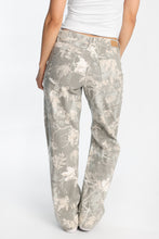AERO Tree Camouflage Low Rise Baggy Jeans thumbnail 3