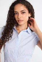 AERO Button-Up Poplin Shirt thumbnail 8