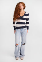 AERO Heritage V-Neck Slim Striped Cable Knit Sweater thumbnail 9