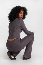 Super Smooth Flared Leggings thumbnail 9