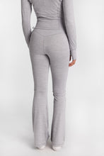 Super Smooth Flared Leggings thumbnail 12