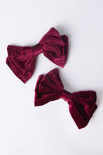 AERO Velvet Bow Hair Clips 2-Pack thumbnail 1