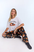 Hello Kitty And Friends Pumpkin Squad Super Soft Pajama Tee And Velour Pajama Pants 2-Piece Set thumbnail 5
