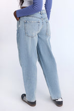 AERO Mid Rise Barrel Jeans thumbnail 7