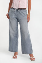 AERO Mid Rise Pull-On Baggy Denim Pants thumbnail 1