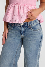 Super Low Rise Ultra-Wide Leg Jeans thumbnail 3