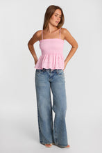 Super Low Rise Ultra-Wide Leg Jeans thumbnail 4