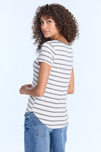 AERO Short Sleeve V-Neck Relaxed Tee thumbnail 17