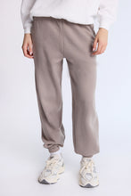 Mid Rise Oversized Jogger thumbnail 9